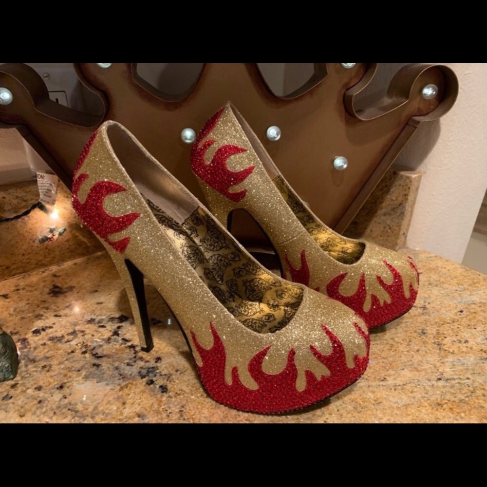 Bordello Flame Heels Hot Hot Hot